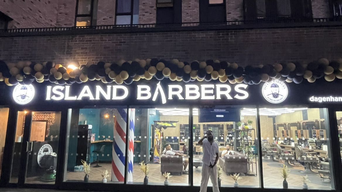 Island Barbers Dagenham branch