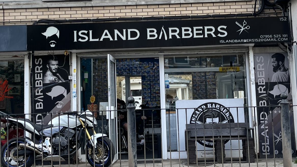 Island Barbers Westferry branch